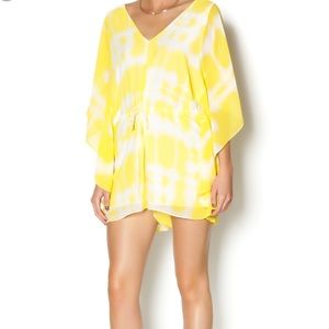 BCBGeneration Flowy Romper